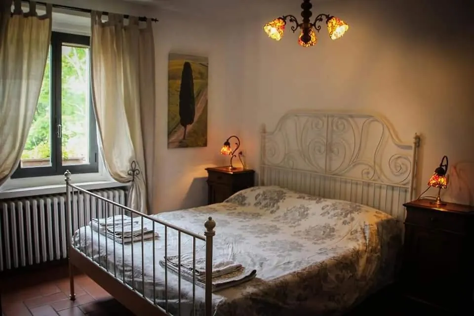 B&B Podere Calvanella San Clemente  Bed & Breakfast