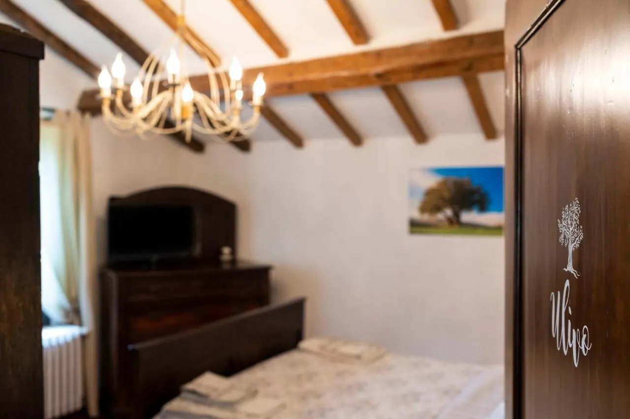 Bed & Breakfast B&B Podere Calvanella San Clemente  Italy