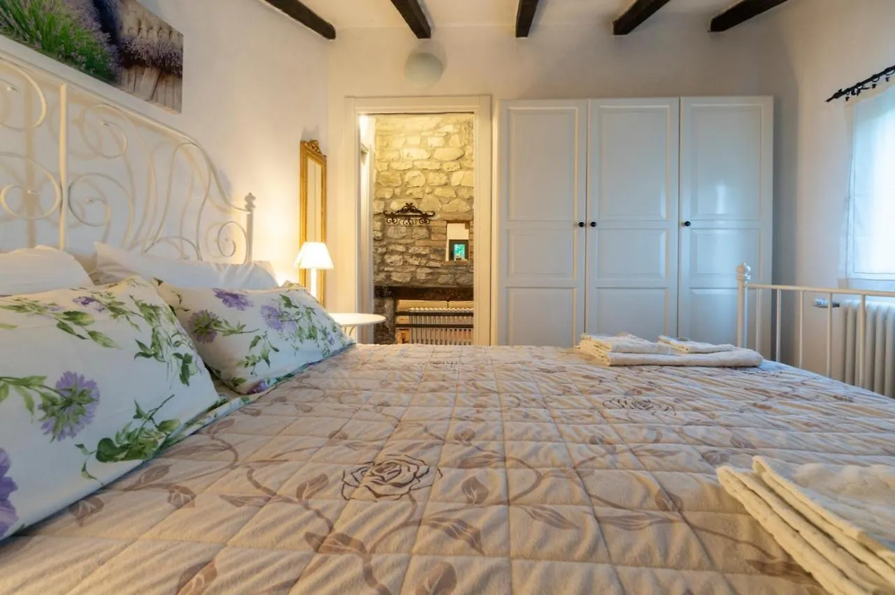Bed & Breakfast B&B Podere Calvanella San Clemente  Italy