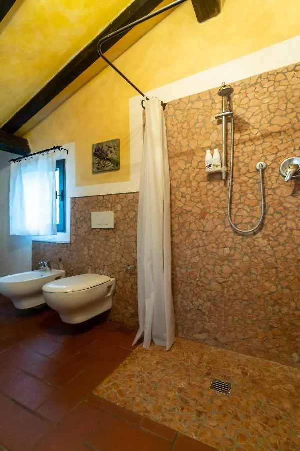 B&B Podere Calvanella San Clemente  San Clemente (Bologna)